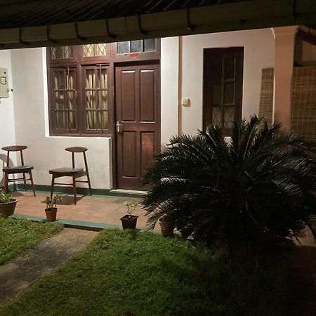 Reverie Hill Bungalow, Kandy Exteriör bild